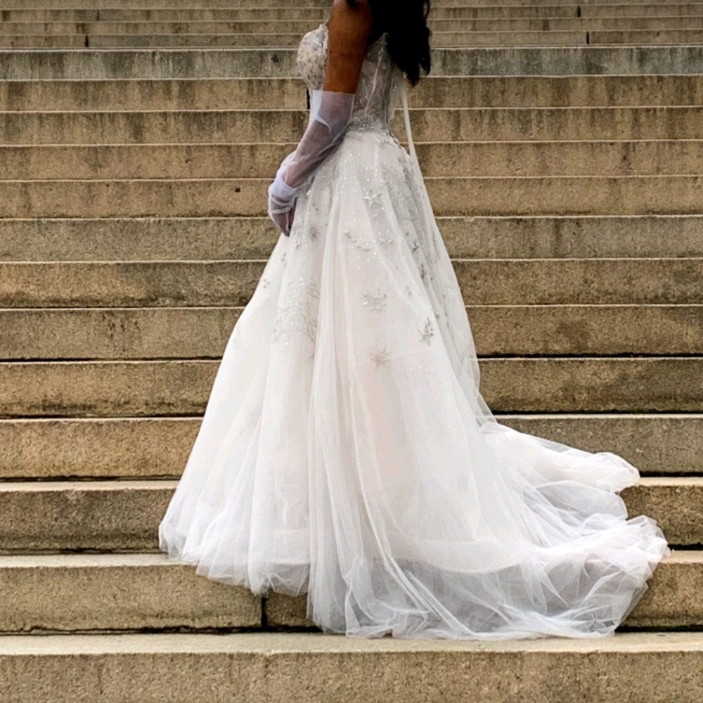 Andrea and Leo coutour prom unicorn dress size 2 can't find anywhere